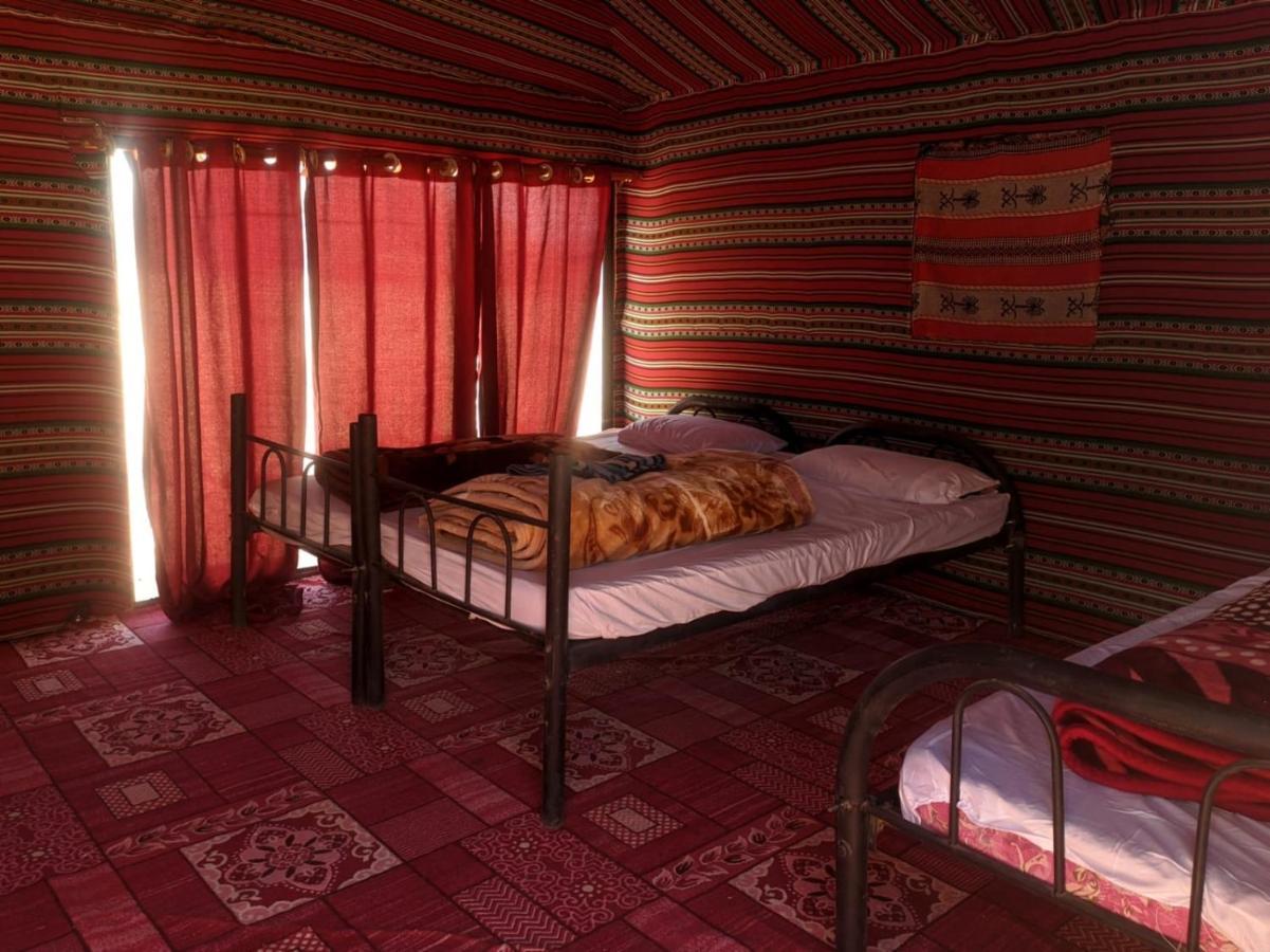Bed and Breakfast Beduin Star Trail Camp Wadi Rum Exterior foto